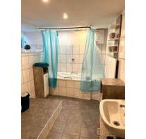 Reihenmittelhaus mit Garten in Gossmannsdorf - 6 Zimmer