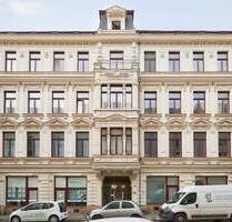nur 3 Minuten zur Oper * sehr zentrale ETW mit Balkon und EBK - Leipzig Zentrum-Ost
