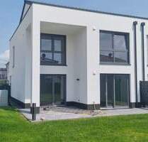 Moderne Doppelhaushälfte mit schönem Garten - Nörvenich