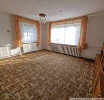 Schönes kleines Haus zum Sanieren in Callenberg