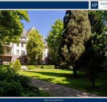 Drei-Zimmer-Wohnung in einzigartigem Kulturdenkmal mit eigenem Park und Tiefgarage - Frankfurt am Main Nordend - West