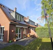 Reihenendhaus mit Garten & Stellplatz - Hamburg