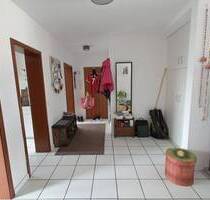 Tolle 3 -Zimmerwohnung auf 96 m²Wfl. mit Wintergarten und Balkon in Zentraler Lage von Köln Wahn
