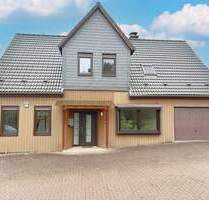 Charme trifft Potenzial - Gepflegtes Fachwerkhaus mit großem Grundstück in Coppenbrügge