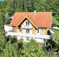 Hier ist Ihr Holzhaus mit dem besonderen Flair und einer Einliegerwohnung - Welzheim Eselshalden