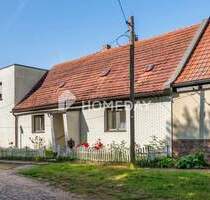 Sanierungsbedürftiges Reihenmittelhaus mit Nebengebäuden und Potenzial in ruhiger Lage von Beidersee - Petersberg