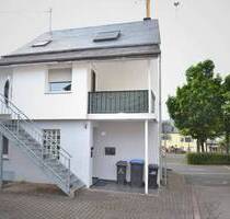 Zweifamilienhaus mit Garage, Garten und guter Anbindung nach Trier & Luxemburg - Kenn