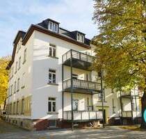 !! Wohnen am Zeisigwald !! Wunderschöne 3 R-Wohnung mit großem, sonnigen Balkon ruhiger Lage - Chemnitz / Hilbersdorf