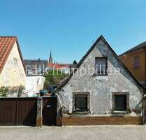 ***Platz für Neues! Einfamilienhaus mit Abrisspotenzial in frequentierter Gegend von Brühl***