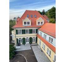 wunderschöne 100qm 3-Raum Wohnung mit EBK + Stellplatz + Balkon - Dresden Hosterwitz/Pillnitz