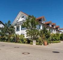 JETZT ABER SCHNELL SEIN: Leuchtende Aussichten: Ihre neue helle Wohnung:) Großzügige 3-Zi.Whg. im 1.OG ** + Tiefgarargenstellplatz - Rottweil