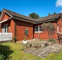 GEMÜTLICHES FERIENHAUS IN RUHIGER WALDLAGE AM BACH - Heeslingen Boitzen
