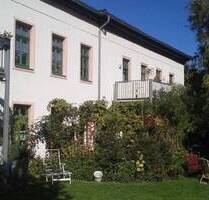 Angebot zur Selbstrenovierung - ruhige Wohnung im Wohndenkmal - Lichtenstein