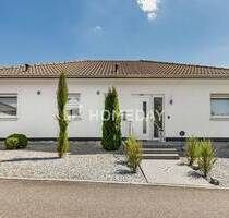 Urlaubsfeeling beginnt hier: Bungalowtraum mit Wellnessgarten und Sonnenterrasse - Zuzenhausen