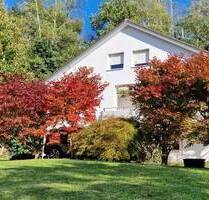 Zweifamilienhaus in unverbaubarer Aussichtslage - ein Traum für jede Familie - Grenzach-Wyhlen