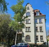 Grüne und ruhige 2 Zimmerwohnung, Nähe Uniklinikum mit Balkon - Dresden Striesen-Ost