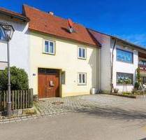 Sofort frei:Reihenmittelhaus mit Garage und Innenhof, in zentraler Lage von Siegenburg, zu verkaufen