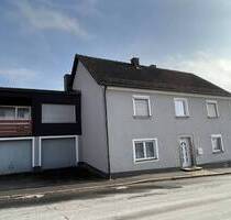 großes Wohnhaus mit traumhaftem Grundstück - Flossenbürg