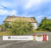 Neu bauen oder alte Bausubstanz verwenden: Idyllisches Grundstück in Alleinlage - Markranstädt Quesitz