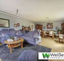 Wohnen auf 142 m²: Helle 4-Zimmer-Obergeschosswohnung mit Balkon und Zugang zum Garten - Hohenaspe