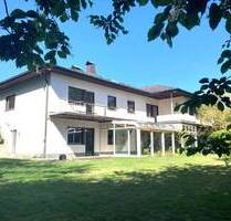 GROSSES EINFAMILIENHAUS MIT POTENTIAL-SANIERUNGSOBJEKT IN GUTER LAGE ... - Fulda Ziehers - Süd