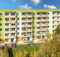 Wohnvergnügen verteilt auf 3 Zimmer - Zwickau Eckersbach