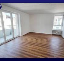 Willkommen in dieser modernisierten 3-Zimmer-Wohnung! Balkon, neues Bad, neuer Boden, Aufzug - Aachen Hansemannplatz