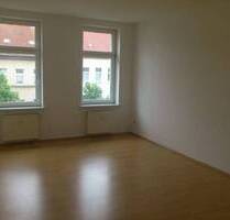 2 Raumwohnung mit Balkon in ruhiger Lage - Tageslichtbad mit Dusche + Eckbadewanne - Leipzig Gohlis - Mitte