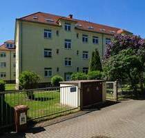Löbtau, ruhig und grün: Wanne + Laminat - Dresden Naußlitz-Nord