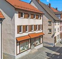 PROVISIONSFREI - Geräumiges Haus mit Ladenfläche, in der historischen Oberstadt Mühlheims - Mühlheim an der Donau