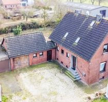 Geräumiges Ein- oder Zweifamilienhaus mit großem Grundstück in ruhiger Lage - Kevelaer Kervenheim