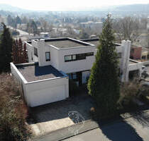 Doppelhaushälfte in Split-Level- Bauweise in Veitshöchheim
