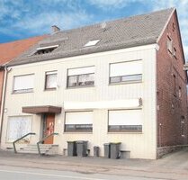Mehrfamilienhaus mit 3-4 Wohneinheiten, Gastronomie umbaufähig im Erdgeschoss - Warburg Hohenwepel
