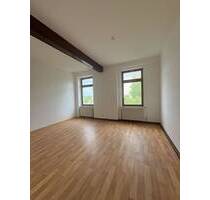 Gemütliche 2-Zimmer-Wohnung mit Balkon - Plauen
