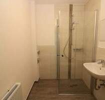 EG Wohnung mit Dusche...da freuen sich nicht nur die Umzugshelfer! - Freiberg