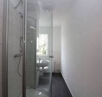 Willst du mit mir duschen gehen...? Moderne 2-RW mit Dusche u. Balkon!!! - Freiberg
