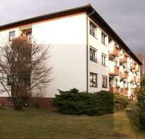 Schöne 2 Zimmer-Wohnung mit Balkon und separatem Hobby- Arbeitsraum und Garage, in guter und ruhiger Wohnlage von Großkrotzenburg.