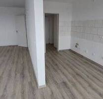 !!!! Helle, barrierearme 3-Zimmerwohnungen im Roten Riesen !!!! - Duisburg Hochheide