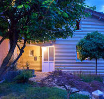 ++In Staufen leben, heißt angekommen zu sein... Individuelles Haus, statt einer Eigentumswohnung. Für 1 bis 2 Personen++ - Staufen im Breisgau