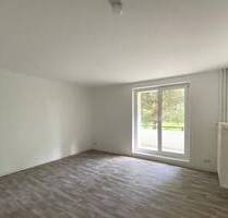 Sonnige Wohnung mit eigenem Garten, ideal geschnitten, ohne Provision - Rauen