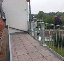 Wohnen über den Dächern Zwickaus mit großem Balkon