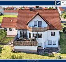 Gepflegtes Zweifamilienhaus mit Einliegerwohnung und großem Garten - Leutershausen