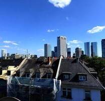 PENTHOUSE im WESTEND: 2 Zimmer mit Balkon und Skyline Blick - Frankfurt am Main / Westend-Süd Altstadt