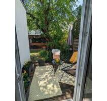 Schöne 3-Zimmer-Erdgeschosswohnung mit Terrasse und Einbauküche - Augsburg Oberhausen