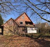 Gelegenheit in WardenburgAchternmeer: Haus mit großem Grundstück zu verkaufen - Wardenburg / Achternmeer Westerholt