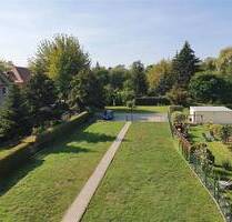 Frisch renovierte 2 Zimmerwohnung mit Einbauküche, Badewanne und Gemeinschaftsgarten! - Bitterfeld