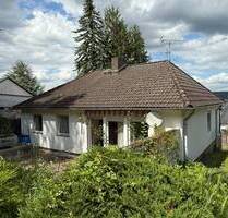 **Sanierungsbedürftiges Einfamilienwohnhaus auf Traumgrundstück in Waldrandlage** - Gelnhausen Hailer