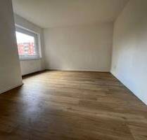 Ab sofort: Moderne 3-Zimmer-Wohnung mit Balkon, Keller und TG-Stellplatz in Poppenbüttel! - Hamburg