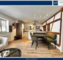 Wohnen in begehrter Lage: Charmante 3,5-Zimmer-Etagenwohnung mit besonderem Flair und Doppelgarage - Nördlingen