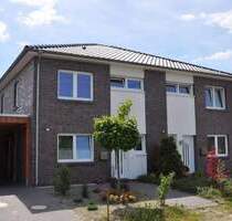 Modern, sparsam, gut gelegen - Effiziente Doppelhaushälfte in Apen - Apen / Augustfehn Augustfehn I